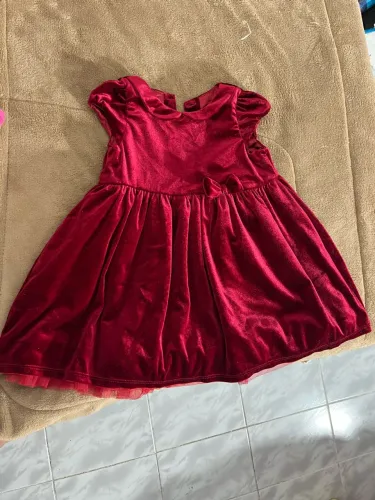 Vestido alemão vermelho bordô