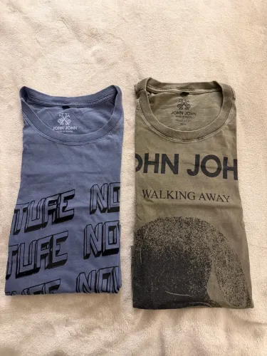 2 camisas John John por 100,00