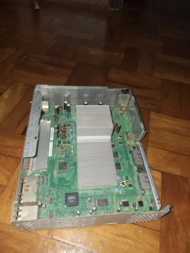 ? Xbox 360 Para Peças - Fonte, Cooler e Carcaça Funcionando