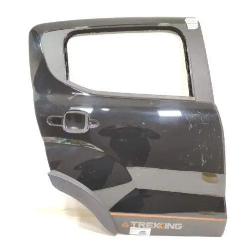 Porta Traseira Direita Mobi Trekking Com Furo Para Friso Semi Nova