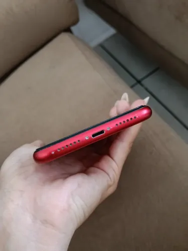 iPhone 11 - 64 GB
