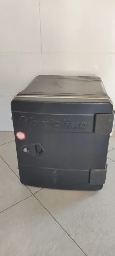 Vende-se geladeira de caminhão 