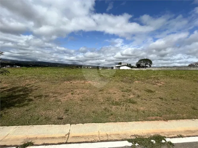 Terreno à venda no condomínio Up Residencial, Votorantim - SP