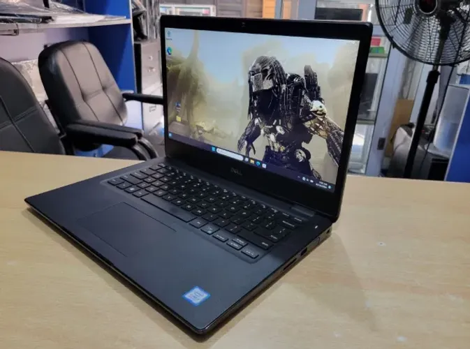 Dell Latitude 3400 Core i7-8565U 16GB