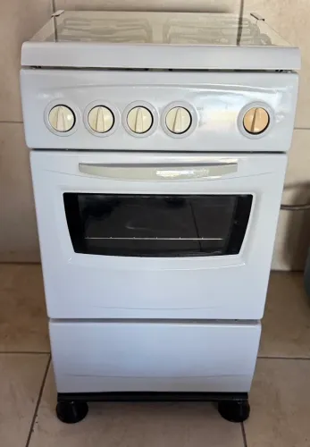 Fogão 4 bocas cônsul usado barato conservado funcionando perfeitamente 