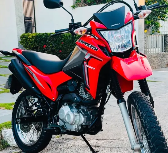 BROS 2023 MOTO SEMINOVA EMPLACADA 2026 ÚNICO DONO LEIA O ANÚNCIO