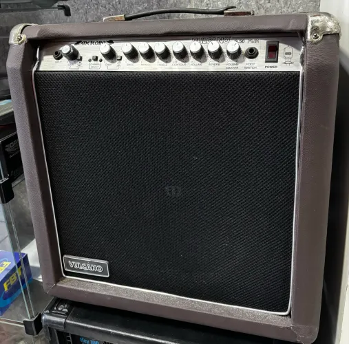 Amplificador meteoro Vulcano G50 F12