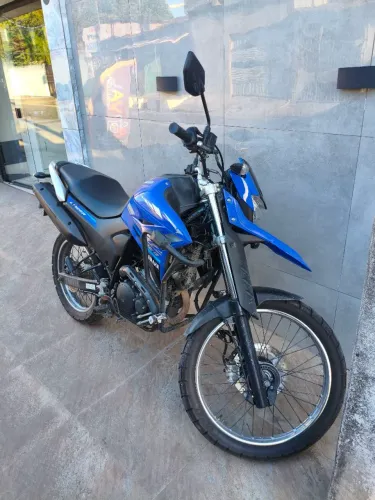 Moto Lander 250