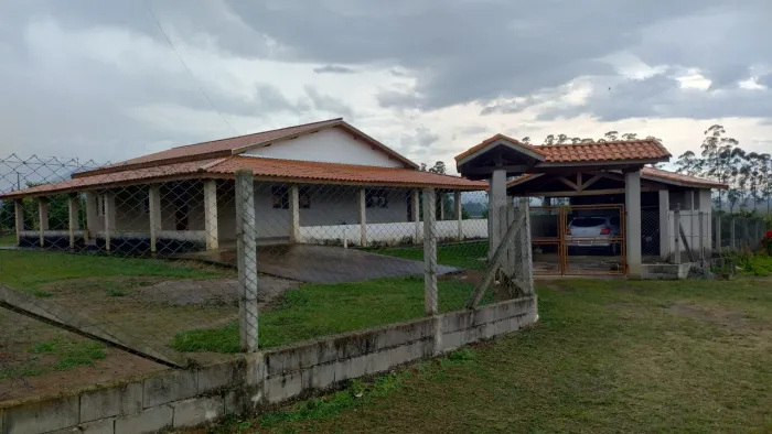 Chácara ( Cerâmica Mandu )