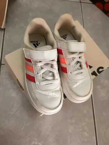 Tênis Adidas original infantil