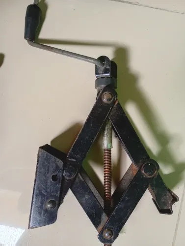 Vendo macaca para carro