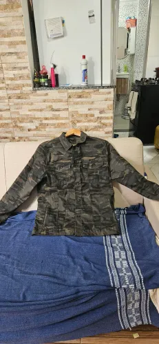 Casaco camuflado