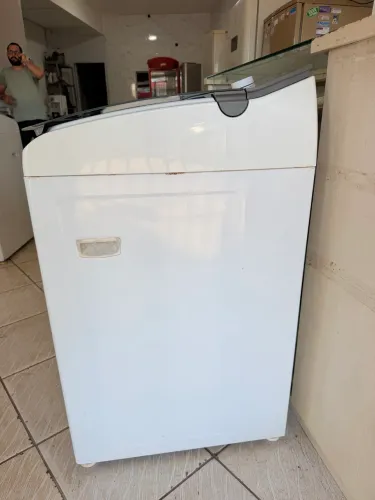 VENDO MÁQUINA DE LAVAR ROUPAS BRASTEMP 12 KG