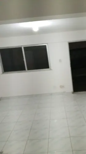 Alugo apartamento no saboeiro.