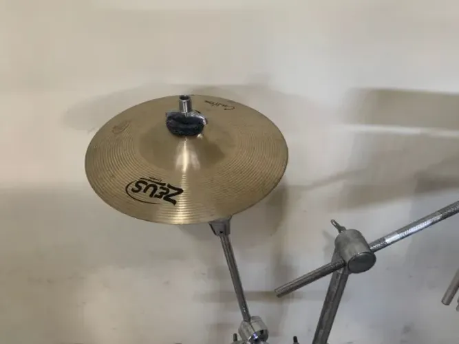 Percussão itens diversos!