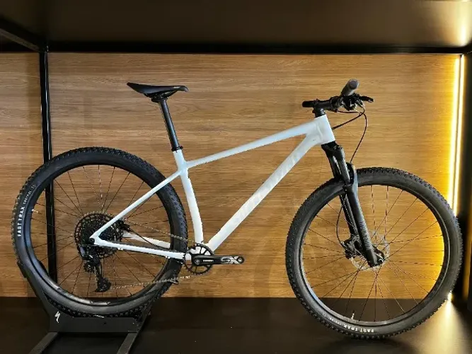 Specialized Chisel Hardtail Base