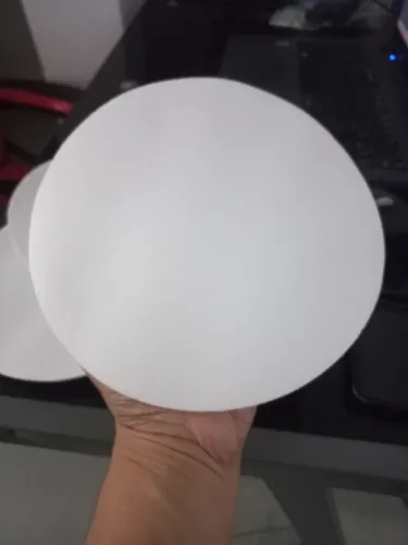 Disco de isopor descartável para bolo, pizza ou frios (90 unidades)
