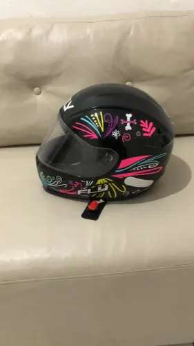 Capacete novo
