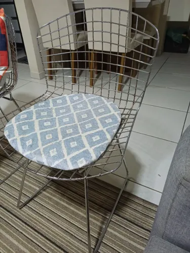Cadeira Bertoia - 3 unidades -  valor do conjunto  =320,00