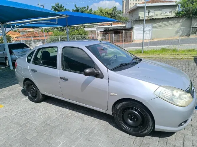 Renault Symbol Expression Hi-flex 1.6 16V 4P 2010