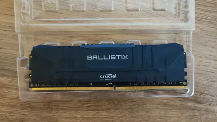 Memória RAM Crucial Ballistix 8GB DDR4 3000MHz Black
