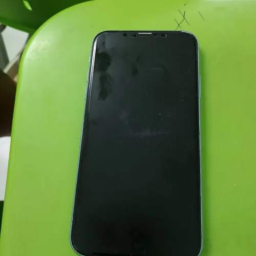 Celular iPhone XR