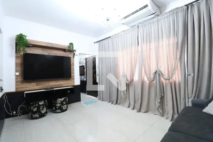 Casa à Venda - Bom Retiro, 4 Quartos, 300 m2