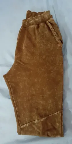 Calça menino Tam 16 caramelo em promoção