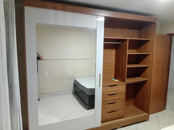 Guarda roupas 