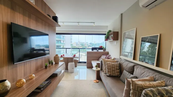 APARTAMENTO À VENDA NA SAÚDE, 2 DORMITÓRIOS, 1 SUÍTE. 1 VAGA DE GARAGEM + DEPÓSITO.
