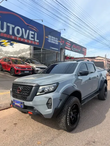 Nissan Frontier Pro4x CD 4X4 2.3 Bi-TB Die. AUT 2024