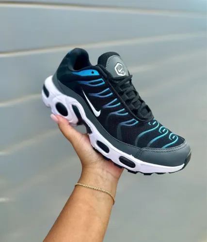 Tênis Nike a pronta entrega TN masculino