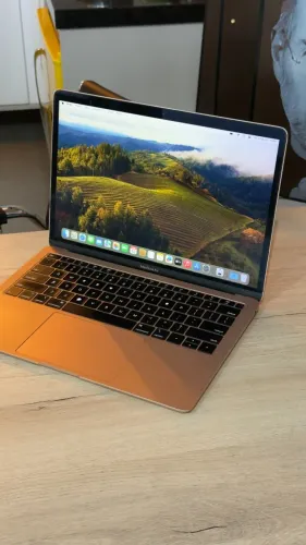 MacBook Air 2019 | 16GB Ram | Intel Core i5 | 256GB SSD - Loja física! Com garantia!