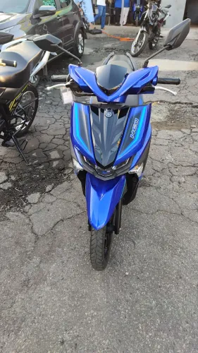 Yamaha Neo 125 azul 2024 Shalon veículos Cariacica 