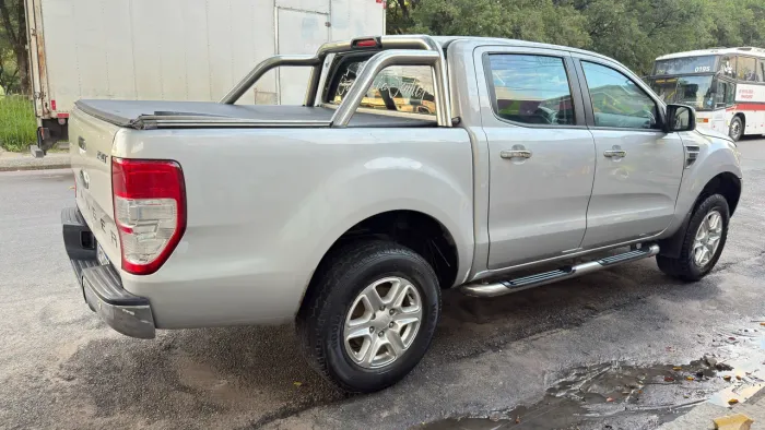 Ford Ranger XLT 2.5 16V 4X2 CD Flex 2015