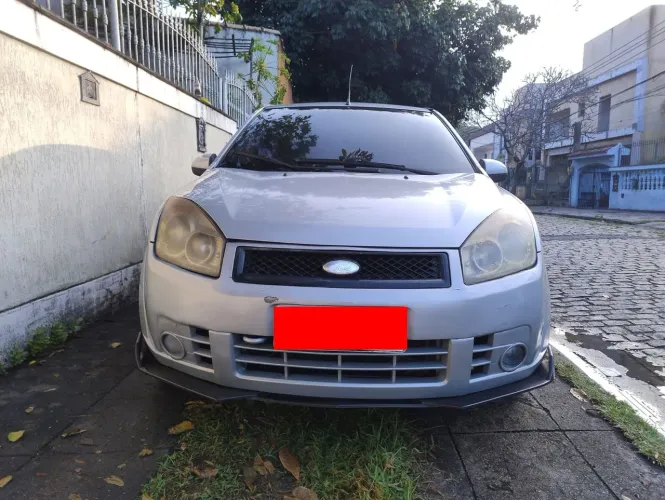 Ford Fiesta Sedan 1.0 8V Flex 4P 2008