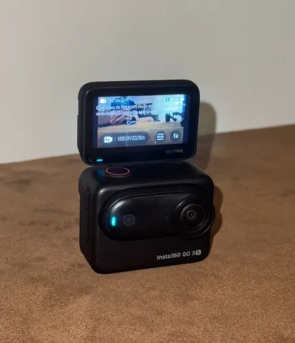 Câmera Insta 360 GO 3S