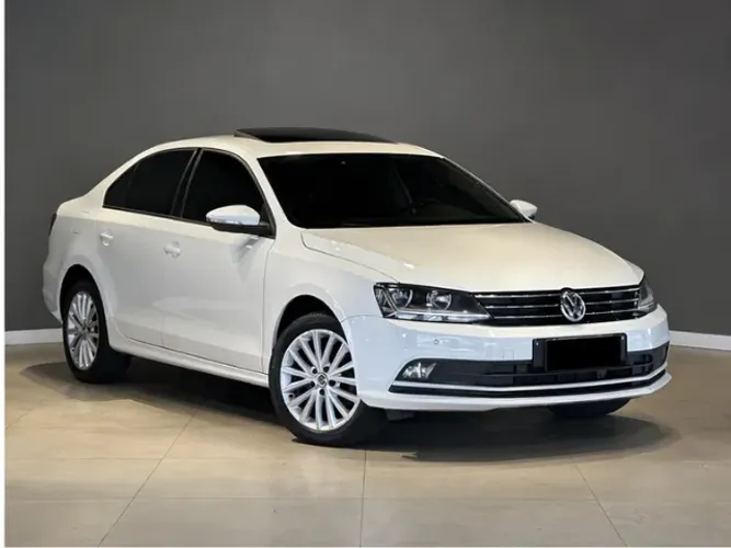 Volkswagen Jetta Comfortline 1.4 TSI 16V 4P Aut. 2017