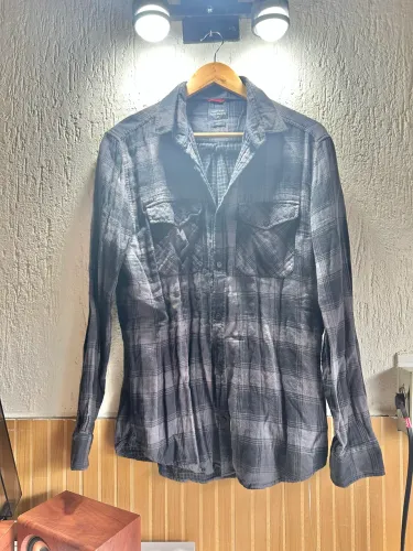 Camiseta Flanelada Quadriculada Cinza M