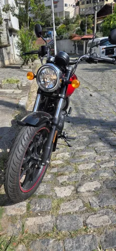 Meteor 350cc com ABS e sistema de navegação!