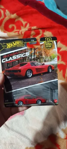 Hot Wheels Ferrari Testarossa Premium
