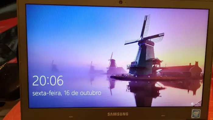 Notebook Samsung Flash F30 modelo NP530XBB