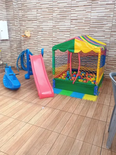 VENDE-SE KIT COMPLETO DE BRINQUEDOS