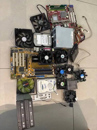 Vendo ou troco por qualquer coisa do meu interesse