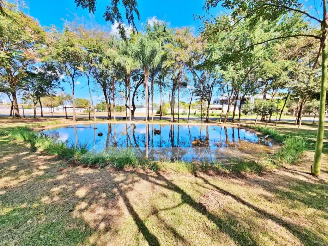 Sobrado em construção à venda no Condomínio Fazenda Santa Maria, próximo à Outlet Santa Ma