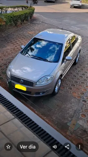 Fiat Linea Essence 1.8 Flex 16V 4P 2013