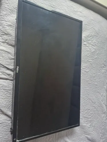 TV Philco 32? LED - Ótimo Estado - Ideal para TV Box