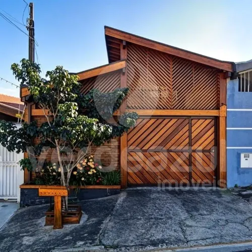 Casa com 2 quartos, 3 vagas no Jardim San Diego em Campinas-SP.