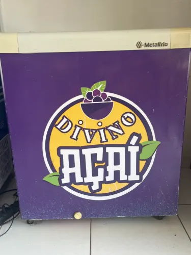 Vende-se freezer pra sorvete