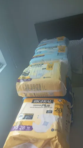 Vendo fraldas Marca Bigfral  vendo separadamente também por unidade 